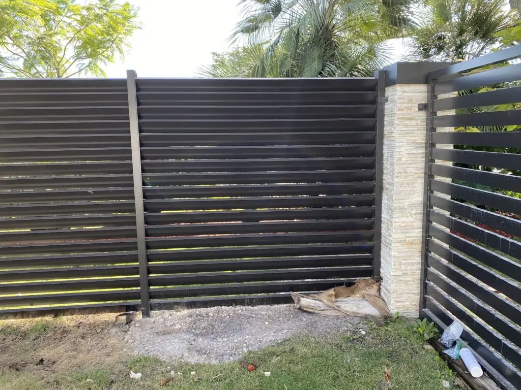 Top, bottom, middle and decorative aluminum fence rails at The Chain LINK Store